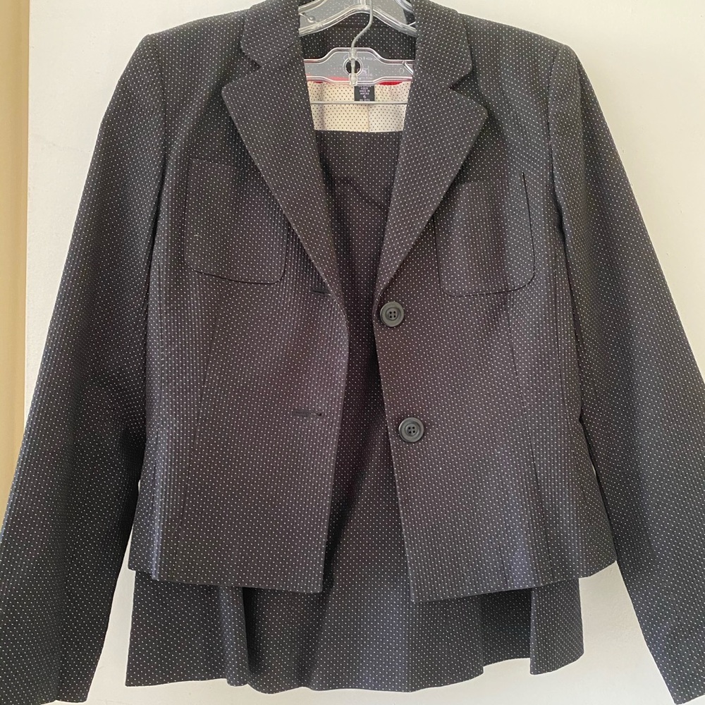Context Skirt Suit / Like New!